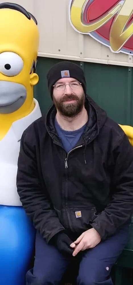 Brett Luth
